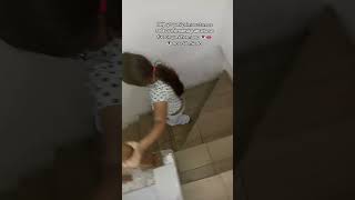CON LA PRIMA CHUKI JAJAJA