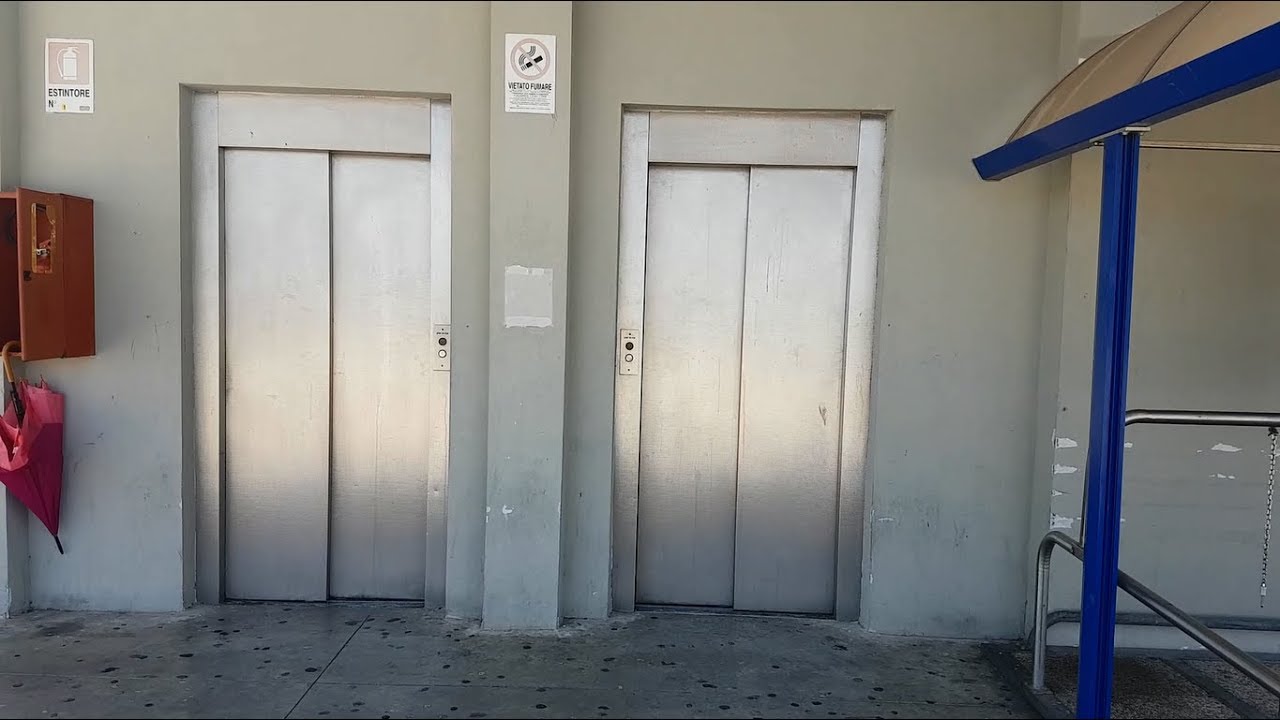 6 2006 Paravia Roped Hydraulic Elevators@Maximall Mall, Pontecagnano, Italy