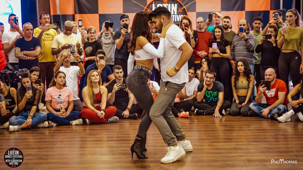 PERRO - ROMEO SANTOS 🦴 Marco y Sara 🐾 Latin Dance Festival 2022 ⚜️