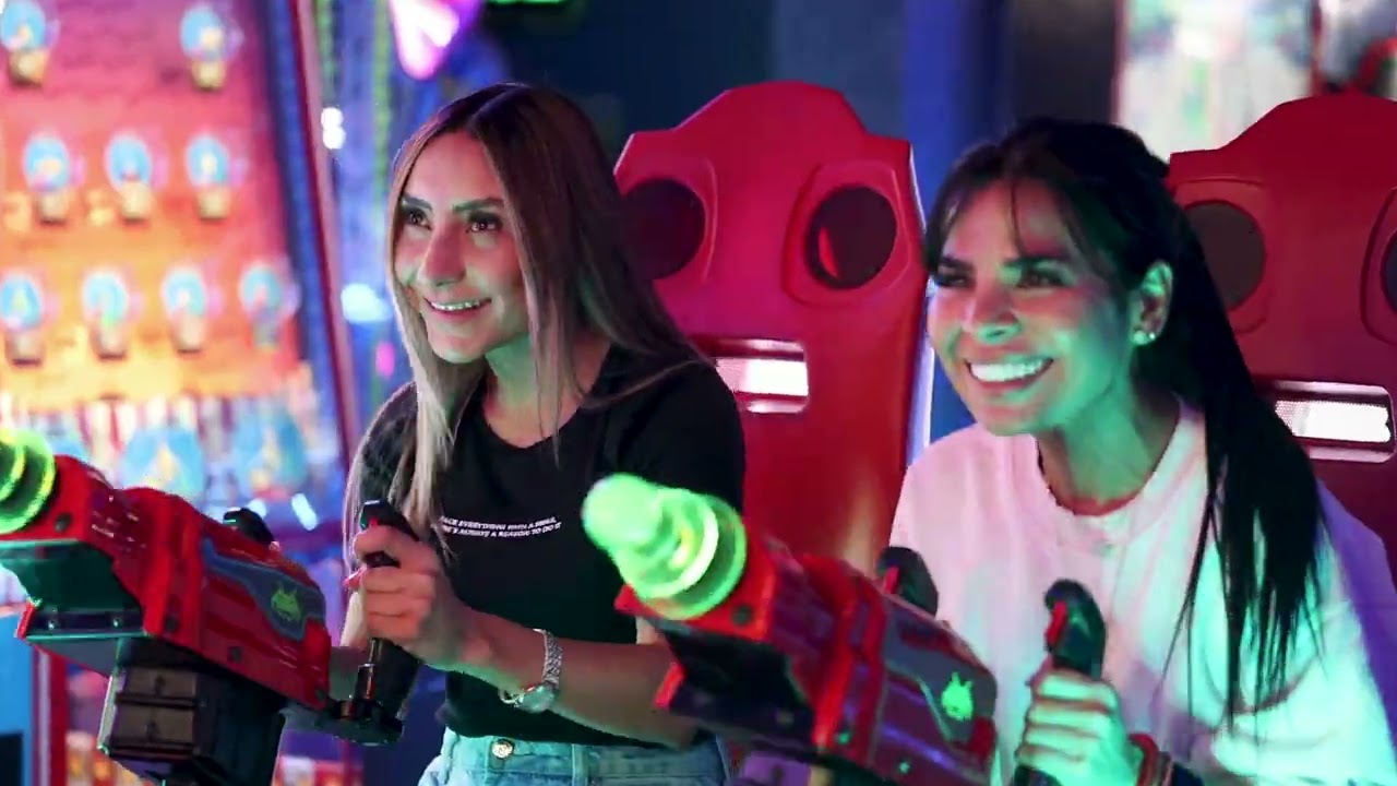 Bowling, Laser Tags, Arcades and more in Fundimensionusa. Have a good time with kids and adults.