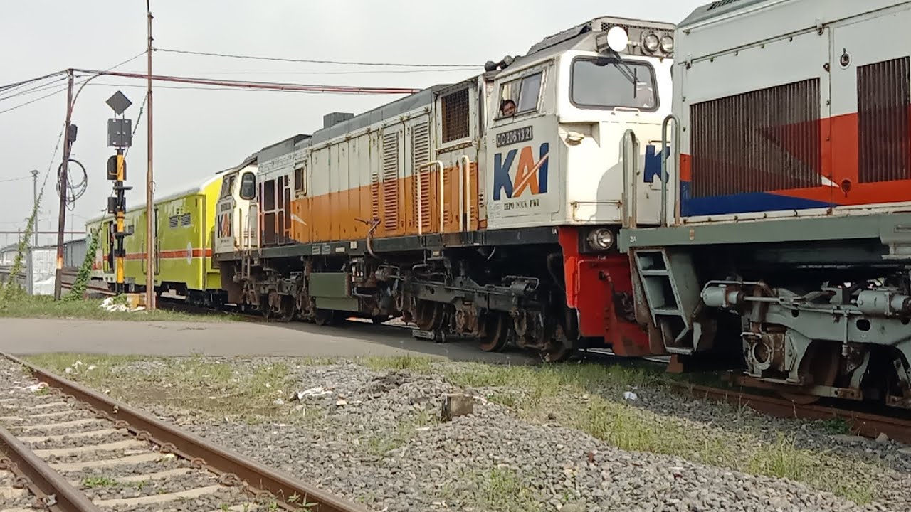 MOGOK LAGI ⁉️MOMEN DOUBLE TRAKSI KIRIM DEPO GERBONG CIREBON GUNA PERBAIKAN