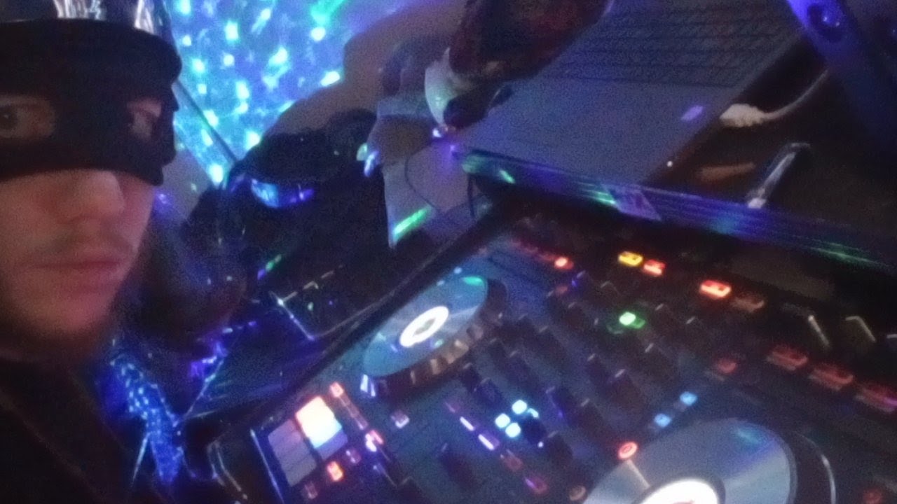 Luca Knight Techno Set