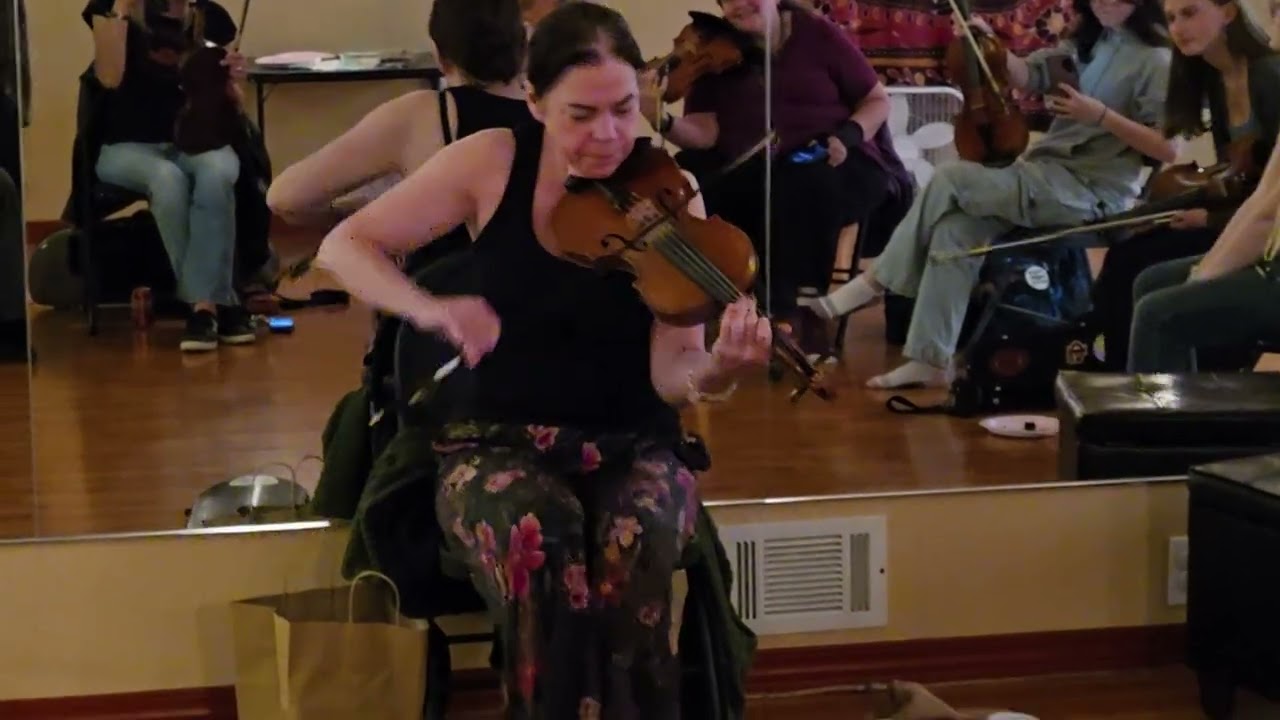 Siobhan O'Donnell's (Attracta Brady's) reel played by Winifred Horan