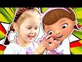 ДОКТОР ПЛЮШЕВА  Малышка Барби Заболела Едем в Клинику Doc McStuffins Toy Hospital Playset