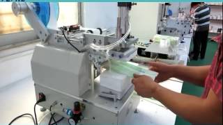 FK615  Semi auto Flat Bag Labeling Machine