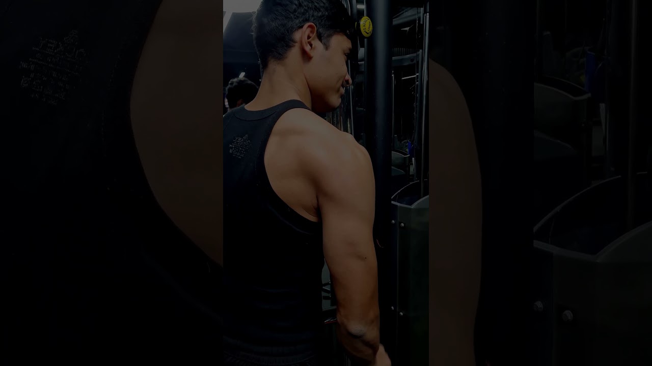 Triceps Workout in Gym 💪🔥 Strong Arms, Clean Form, Muscle Pump & Daily Fitness Motivation | 