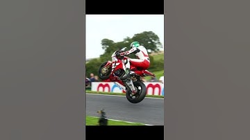 Peter Hickman CRASHES at 200MPH in Isle of Man TT 2025 | Shocking TT Crash Footage! #shorts