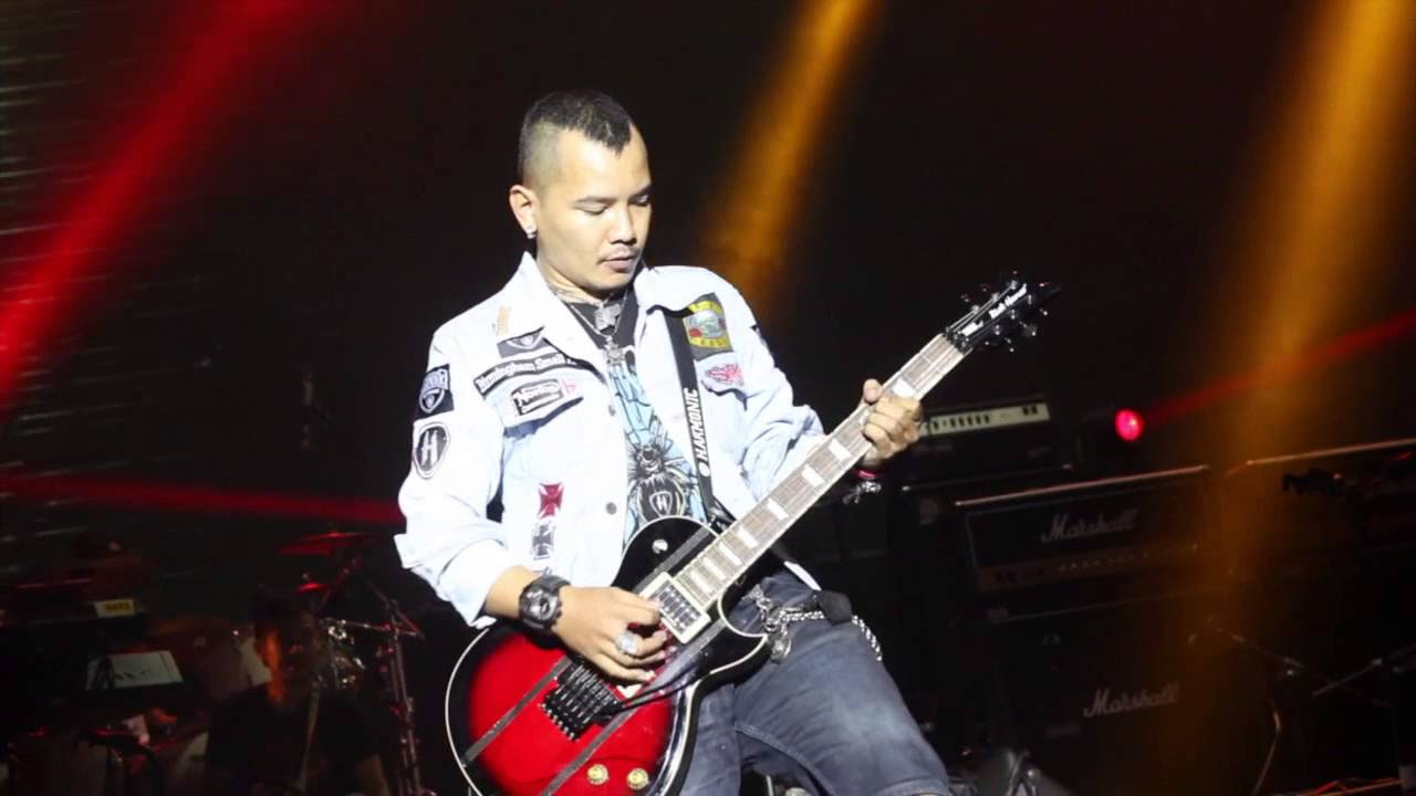 Cella Kotak - Solo Guitar - G.R Super Guitarist Bandung 16-04-14