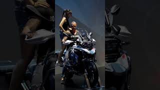 HOW TO MOUNT 2UP ON BMW 1250 GS TROPHY ADVENTURE MOTORCYCLE #bmwmotorrad screenshot 5