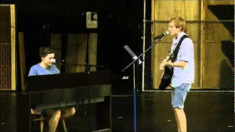 Jackii & Leah.wmv