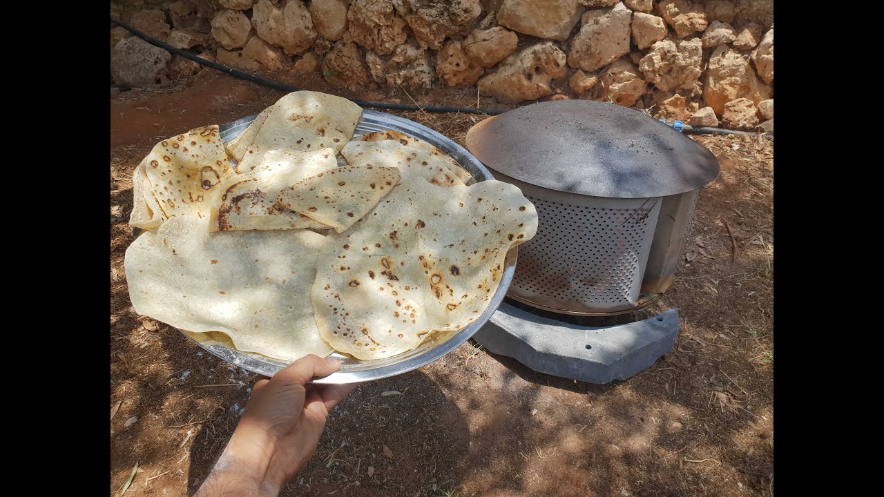 במבוקיצ'ן  - פיתה / לאפה דרוזית באפייה על סאג'