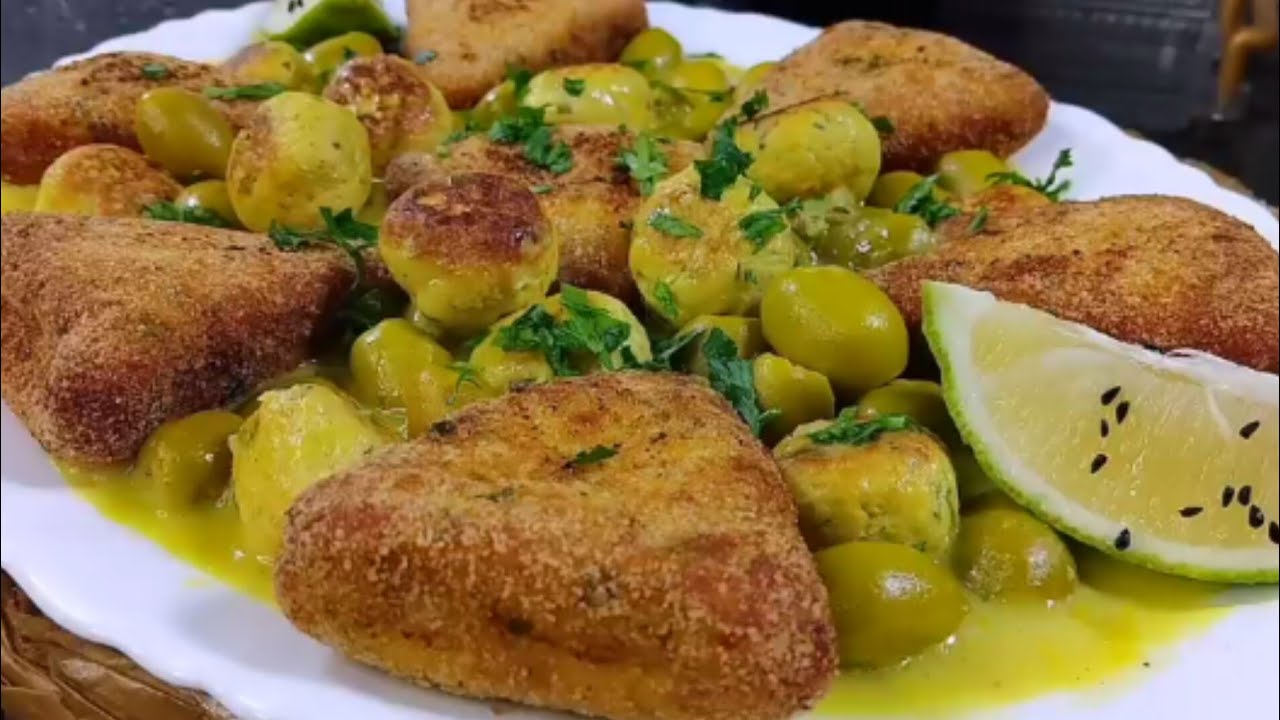 وصفة اليوم لي طلبتوها كامل 💛مثلثات محشية بالجبن بربع صدر دجاج مع مرق زيتون خاثر يهبل 