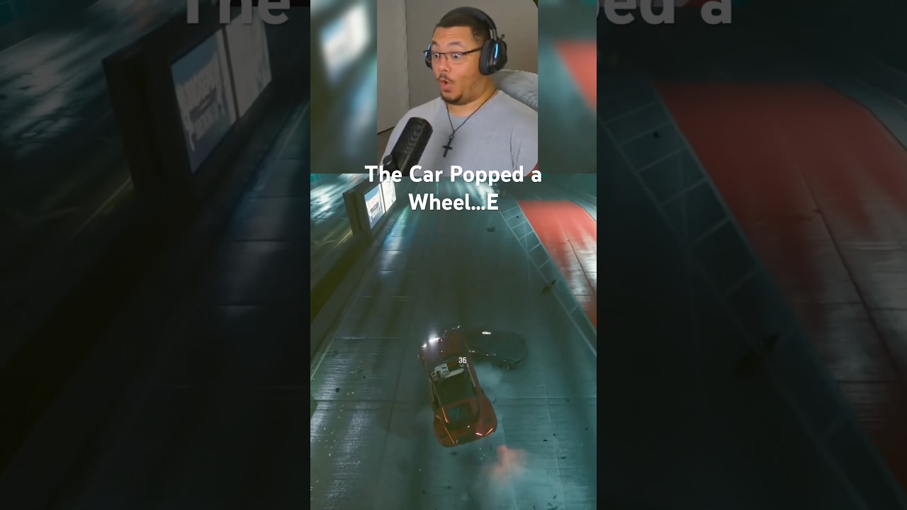 My Car Flips in this glitch! #gaming #cyberpunk2077 #shorts