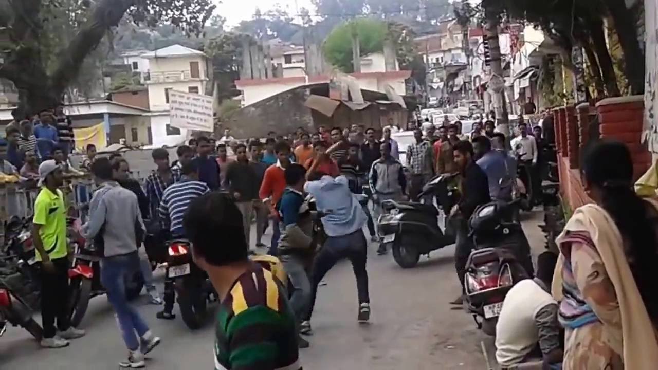 biggest youth fighting in kangra, Himachal Pradesh  beat with Baseball bat || kangra Club ||
