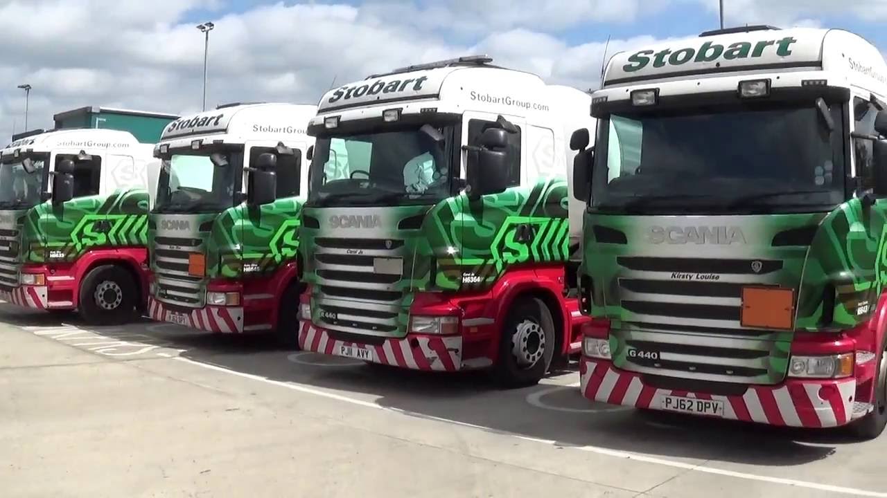 EDDIE STOBART TANKERS AT RUGBY DEPOT 140516