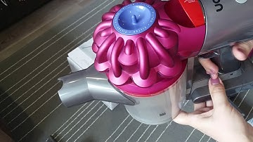 Вертикальный пылесос Dyson V7 motorhead