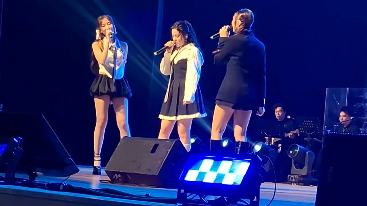 28/12Time To CYA巡迴演唱會 佛山站 Chantel 姚焯菲 Yumi鍾柔美 Windy詹天文 就算世界無童話