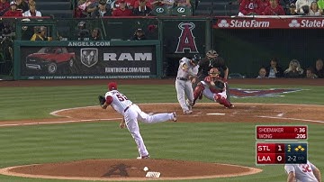STL@LAA: Wong smacks an RBI single to center field