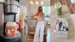 vlogmas: december reset + christmas reads!