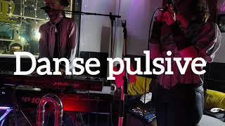 N&amp;B-Danse pulsive