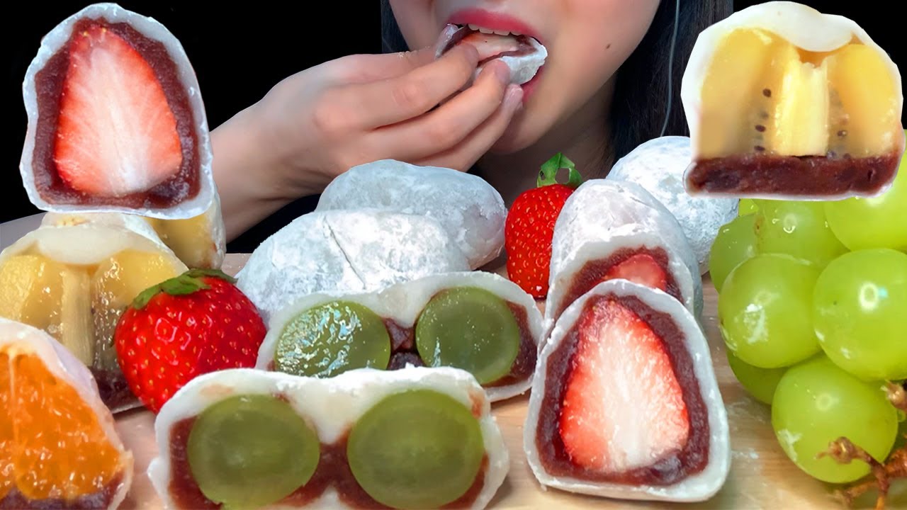 [ASMR] 달콤하고 쫀득한 과일 모찌🍓딸기, 귤, 샤인머스캣, 골드키위 모찌 먹방｜Fruit Mochi - YouTube
