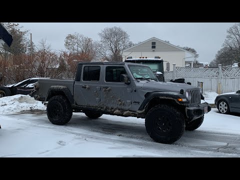 review-and-walk-around-of-my-2020-jeep-gladiator
