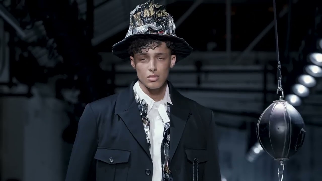 Yohji Yamamoto men's autumn winter 2026 fashion show - YouTube