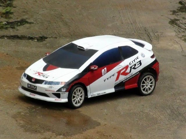 Honda Civic Type R-R3 RC car with papercraft body - YouTube