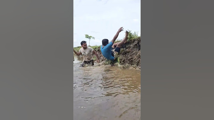 A man fell into the river