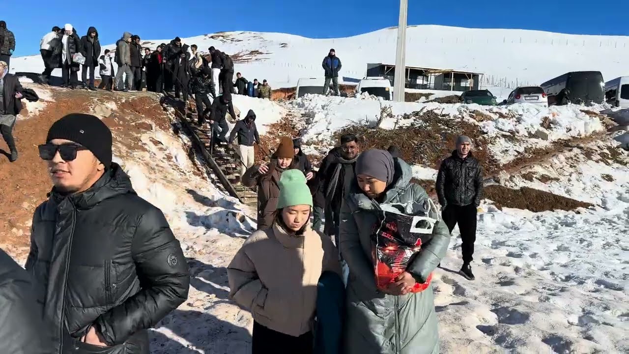 Way to Alai mountain ⛰️ || OSH KYRGYZTAN 🇰🇬 || #vlog #vlogger #video o #india #kyrgyzstan 