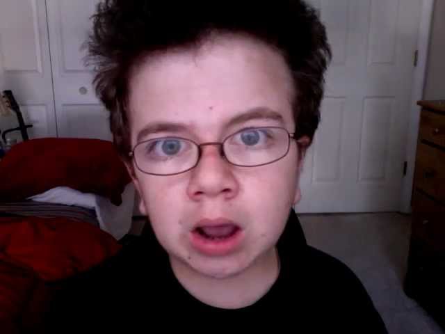 Tonton Firework (Keenan Cahill) di YouTube Tonton Firework (Keenan Cahill) di YouTube