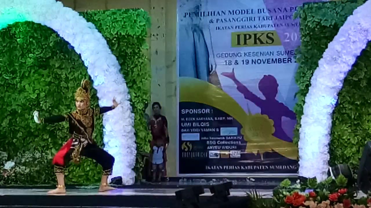 Tari Jaipong - Subali Sugriwa