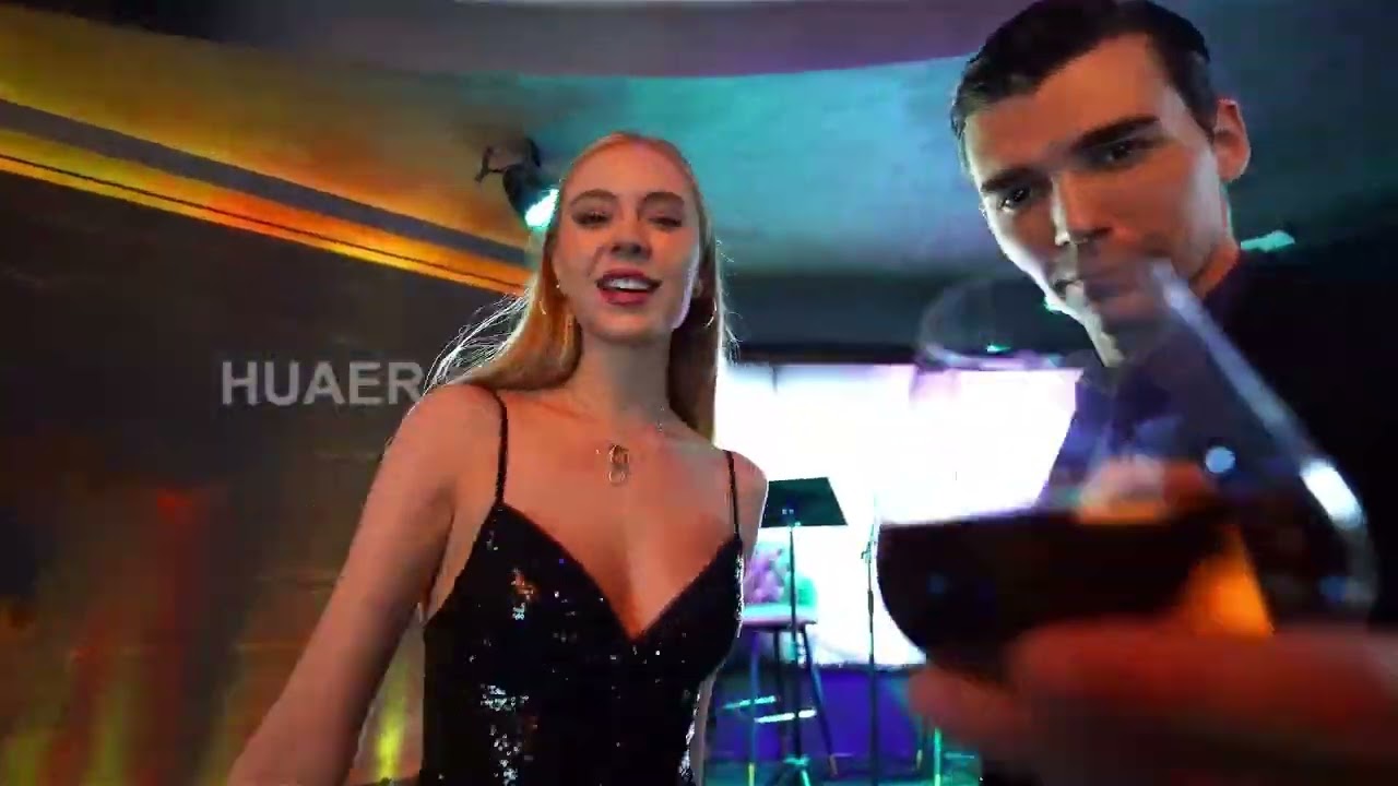 CHACKTOK 360 Photo Booth Machine for Parties 360 Spin Camera Booth