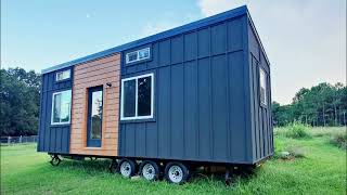 ♡Absolutely Gorgeous Brand New Tiny Home with Main Level Bedroom