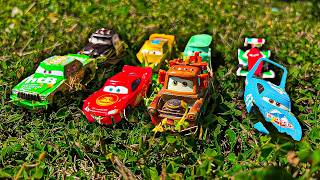 Disney Pixar Cars falling into deep pool, Lightning McQueen, Tow Mater, Mack, Sally, Francesco