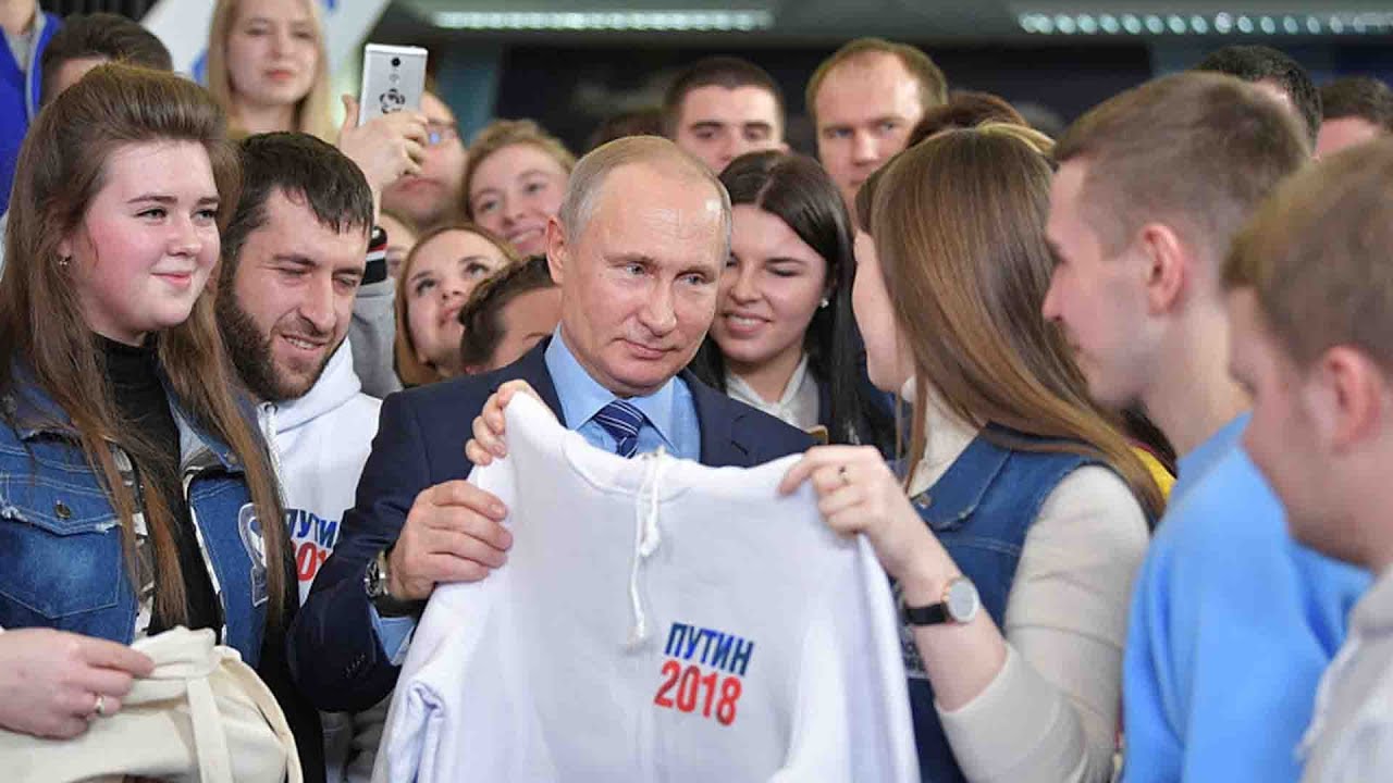 Putin opens campaign HQ for 2018 election