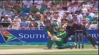 Herschelle Gibbs Show Best Highlights