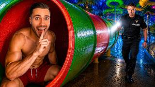 Verstoppertje In Een Gesloten Waterpark! (Betrapt)