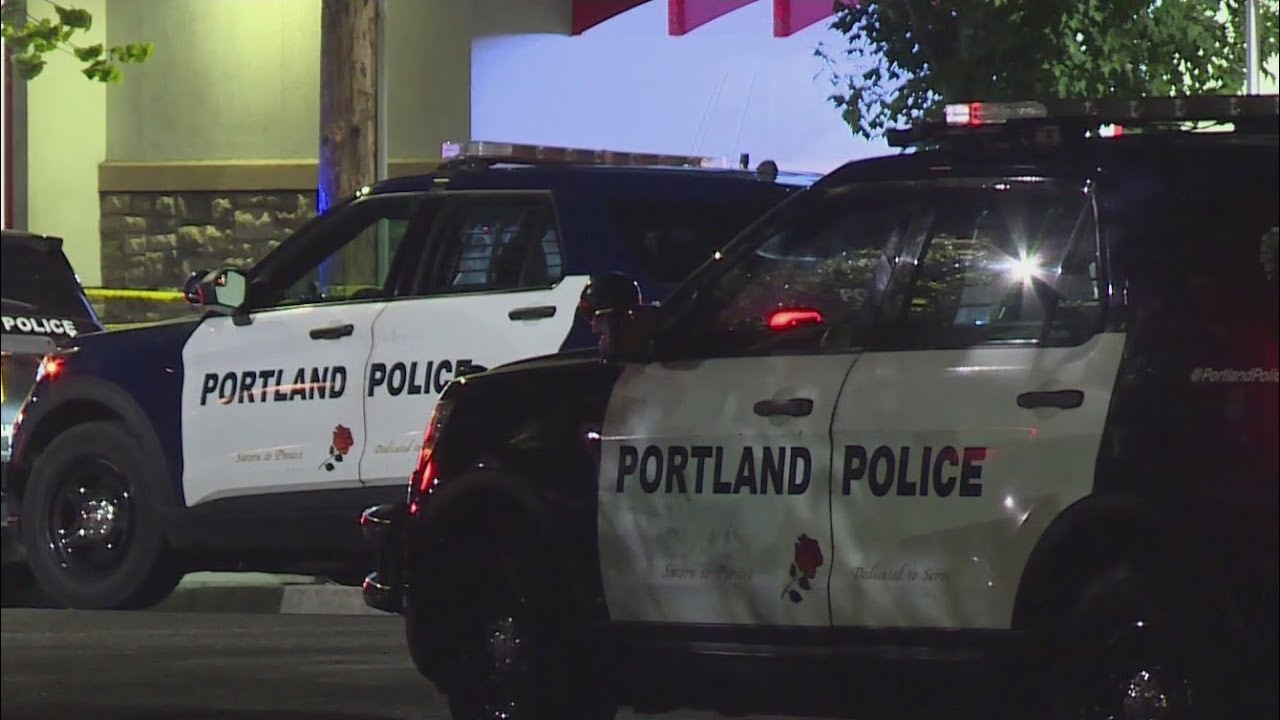 One dead after late night shooting in NE Portland - YouTube
