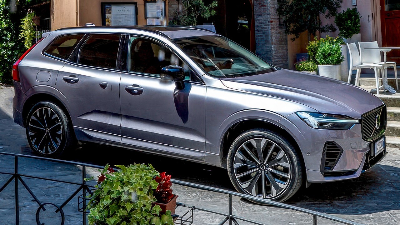 2026 Volvo XC60 - Perfect Luxury SUV? Facelift | T6 AWD - YouTube