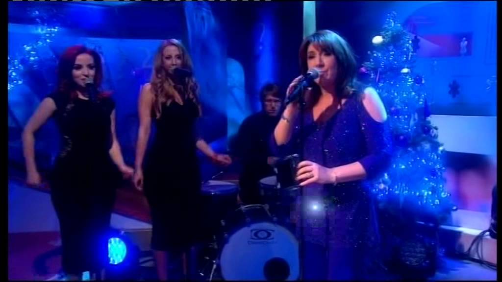 Jane McDonald singing 
