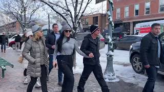 Jeff Bezos and girlfriend Lauren Sanchez normal life in Aspen