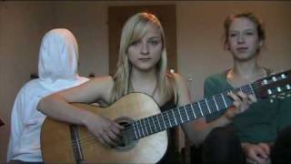 Video thumbnail of "Zwei Kleine Wölfe / Der Weiße Screem - Fine, Nora und Lisa"