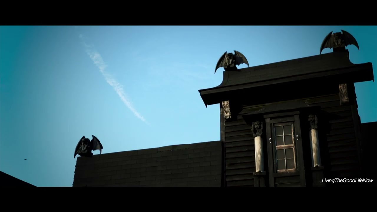 Insane Lifted Halloween Truck  - Arasapha Farm's Haunted Hayride & Bates Motel