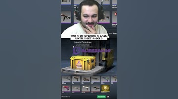 Day 6 of opening a case until i get a gold #cs2clips #caseopening #cs2case