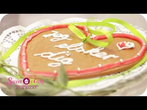 Gingerbread Heart | Sweet & Easy - Enie bakes | sixx