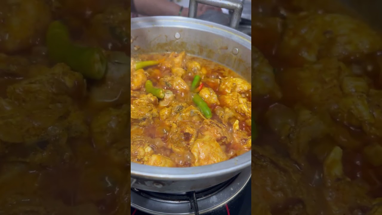 Chicken Hyderabadi style without water 