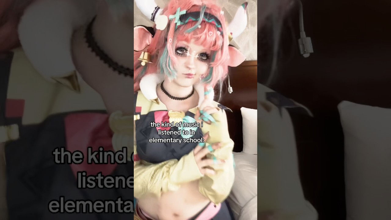 unsupervised internet access 💀 #cosplay #animecosplay #makeup #genshinimpact