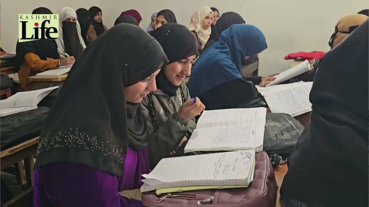 Budgam: Schools Run Free Winter Classes