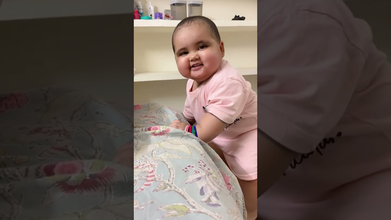 Bas idhar udhar bhagti rehti hai 🐥 khana pina bhi thik se nhi karti 🤦🏻‍♀️ #babyvideos #cutebabies